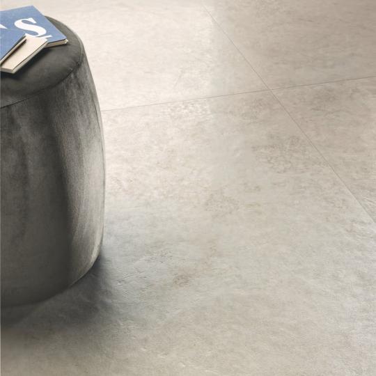 meszko elcsiszolt fagyallo bezs feher burkolat travertin jura meszko hatasu csuszasmentes tomitett greslap padlolap jarolap terasz kulteri belteri.jpg